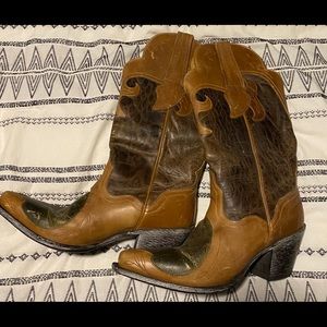 Women’s Starling River cowboy boots size 8.5